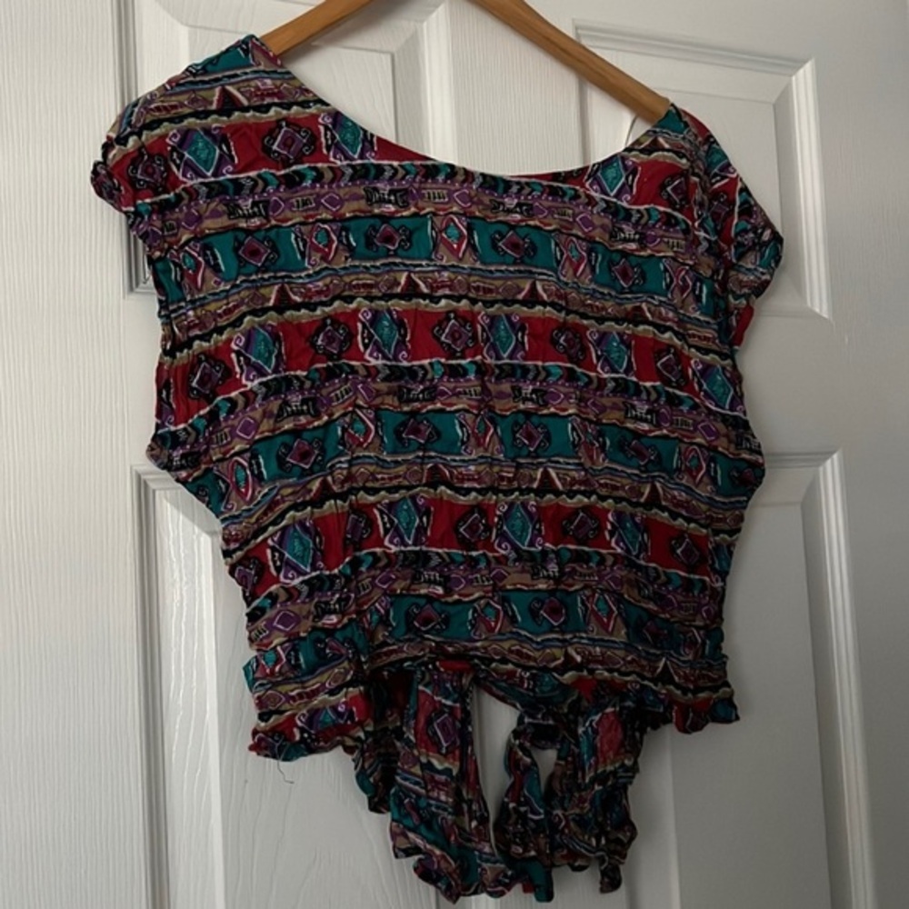 Aztec Low  Back top